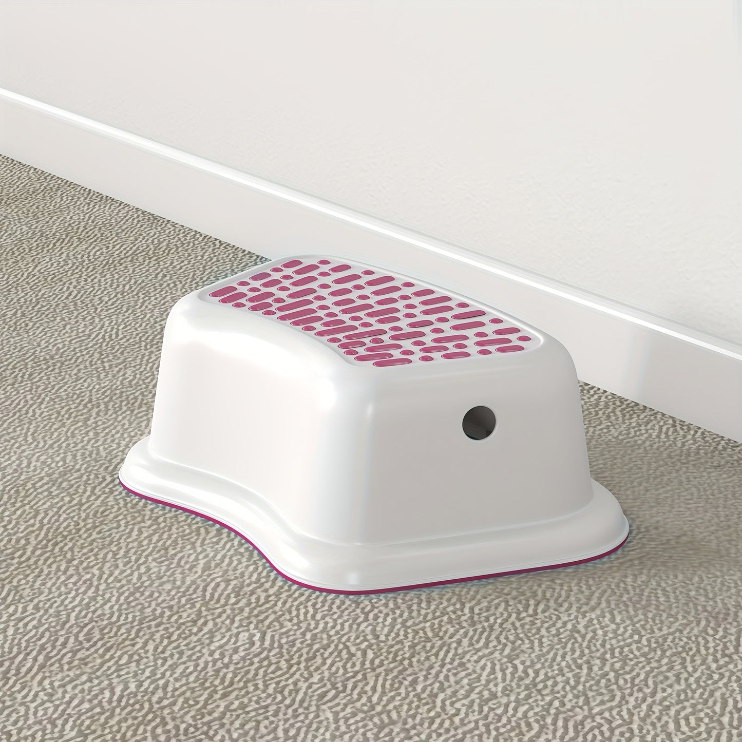 Portable Step Stool With Contoured Design, 5.1\